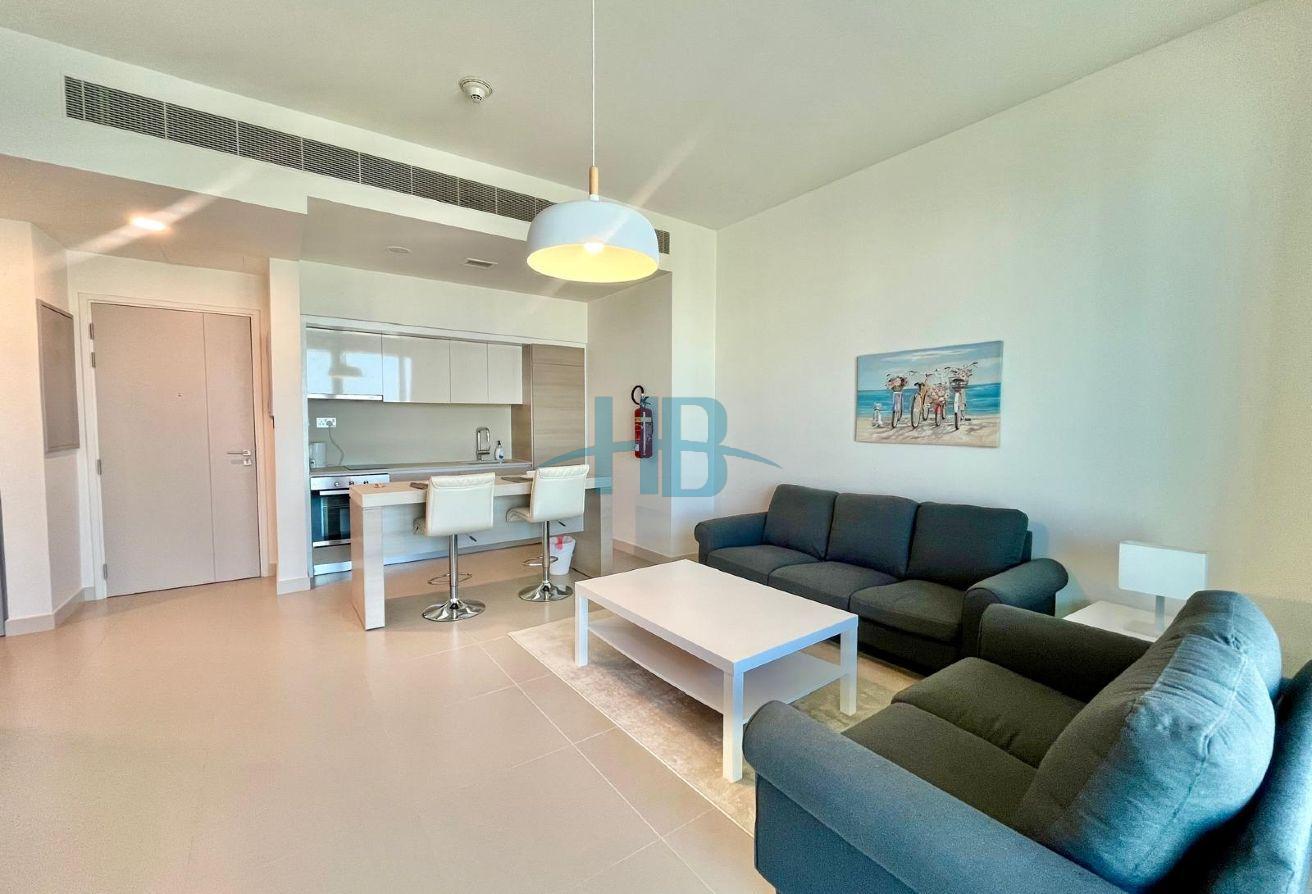 Popular High-Floor Home with Mall Link - Beach Acc