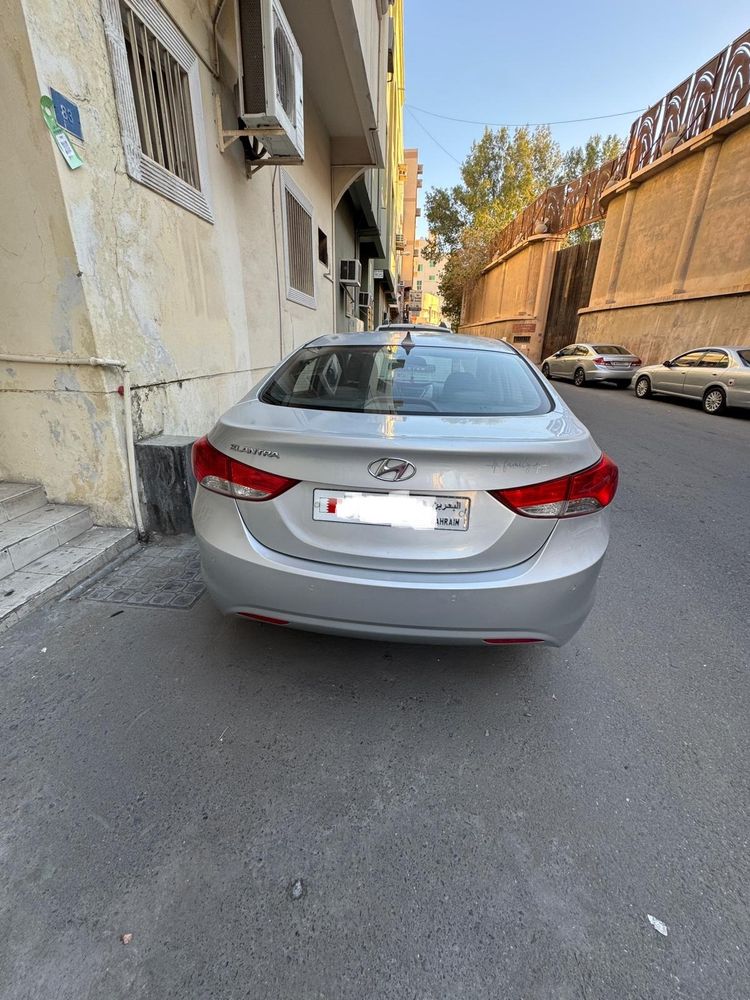 Used Hyundai Elantra 1.6L GLS A/T (Full Option) 2015